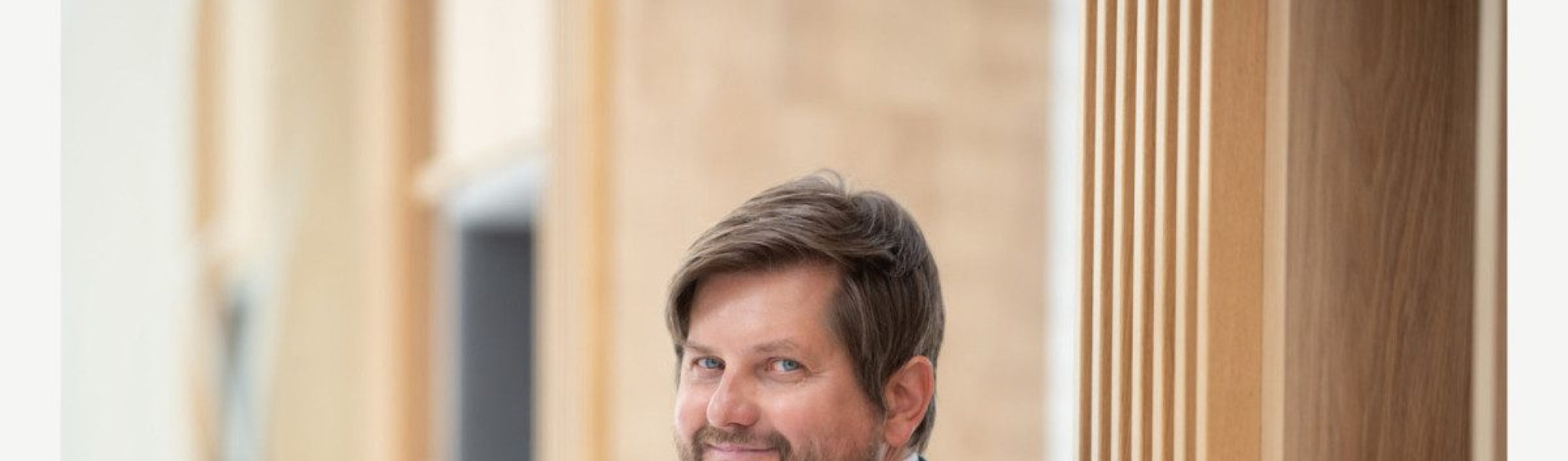 Mladé rodiny musí mít možnost dobře bydlet. Tepelné čerpadlo a fotovoltaika se u většiny domů nevyplatí